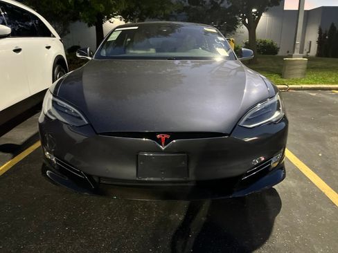 Used 2021 Tesla Model S Long Range AWD/4WD image 2