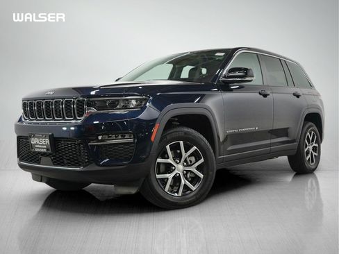 Used 2023 Jeep Grand Cherokee Limited w/ Trailer Tow Prep Group (B) AWD/4WD image 1