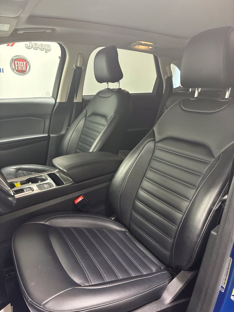 Used 2023 Ford Edge SEL w/ Convenience Package AWD/4WD image 11