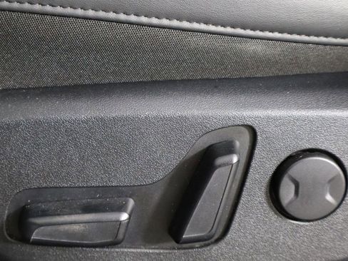 Used 2022 Kia EV6 Wind image 25