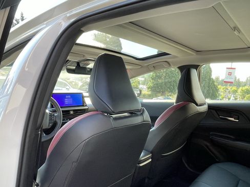 Certified 2024 Toyota Prius Prime FWD image 14