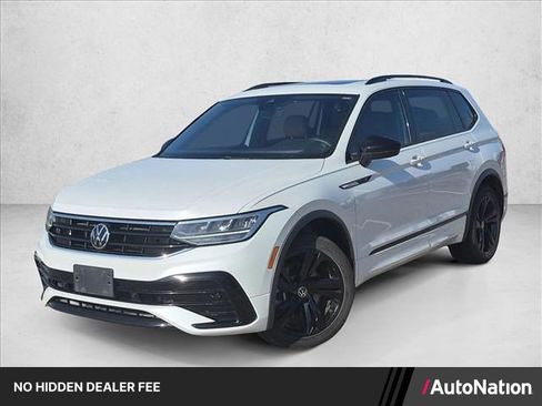 Used 2023 Volkswagen Tiguan SE R-Line FWD image 1