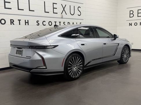 New 2026 Lexus ES 350e FWD image 4
