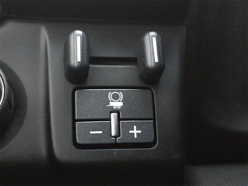 Used 2020 GMC Yukon Denali w/ Denali Ultimate Package image 25