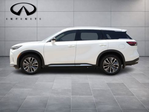 Certified 2026 INFINITI QX60 Luxe w/ Cargo Package AWD/4WD image 4