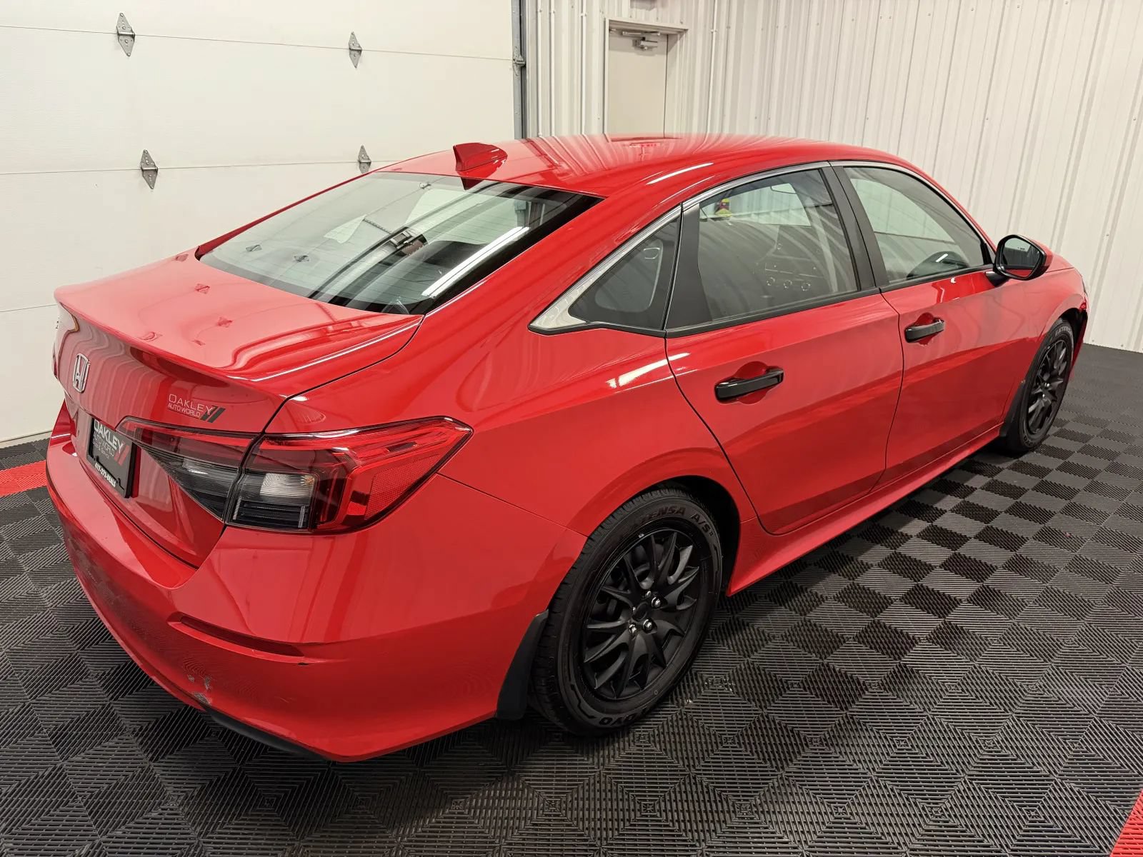 Used 2023 Honda Civic LX image 4