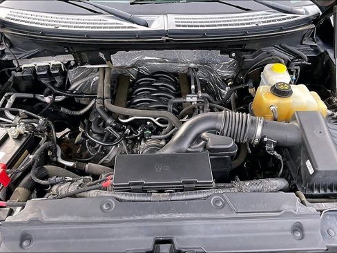 Used 2014 Ford F150 XLT w/ Equipment Group 302A Luxury image 10