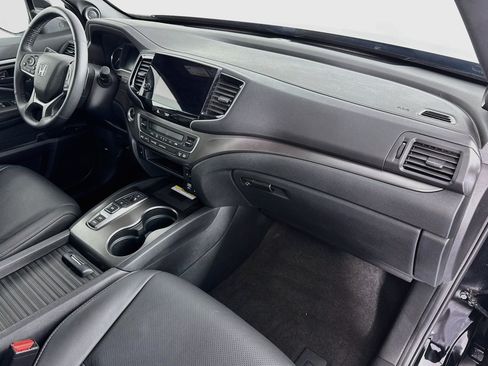 Certified 2023 Honda Passport EX-L image 28