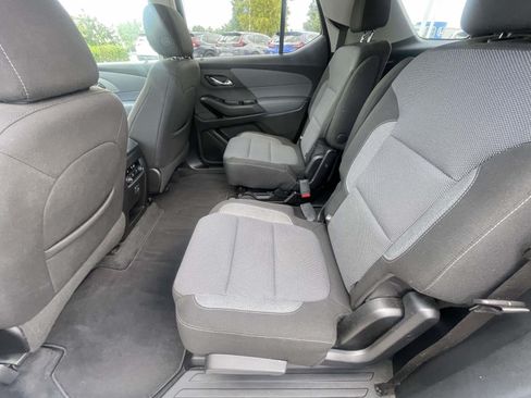 Used 2020 Chevrolet Traverse LT FWD image 10