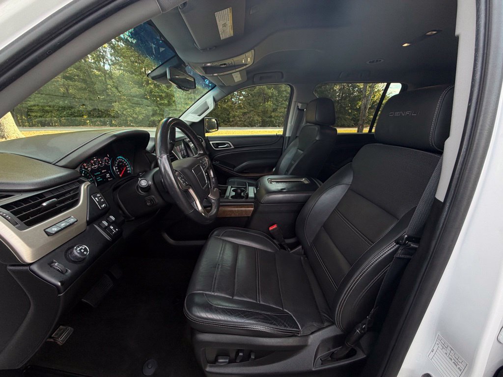Used 2018 GMC Yukon XL Denali RWD image 28