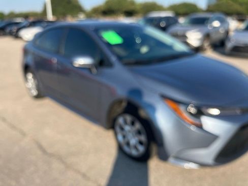 Used 2026 Toyota Corolla LE FWD image 15