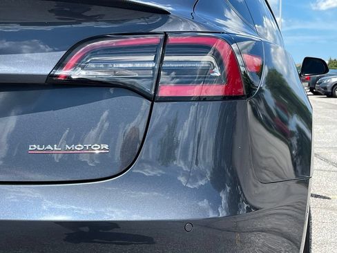 Used 2022 Tesla Model 3 Performance AWD/4WD image 12