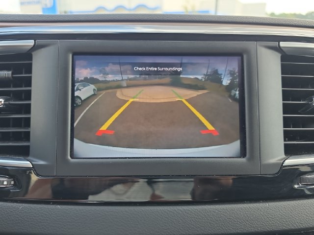 Used 2023 Chrysler Voyager LX FWD image 24