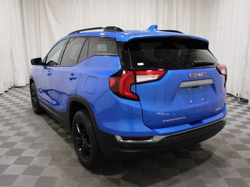 Used 2024 GMC Terrain AT4 AWD/4WD image 34