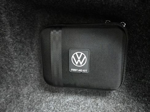 Used 2021 Volkswagen Jetta GLI Autobahn image 41