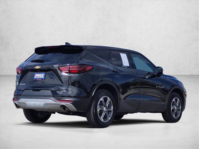 Used 2025 Chevrolet Blazer LT FWD image 5