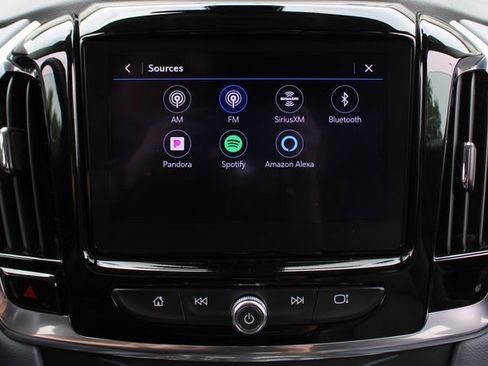 Used 2020 Chevrolet Traverse LT w/ Driver Confidence II Package image 25