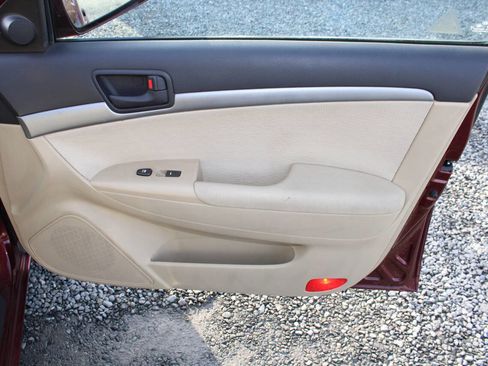 Used 2010 Hyundai Sonata GLS image 19