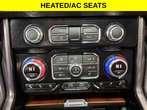 Used 2023 GMC Yukon XL Denali Ultimate AWD/4WD image 6