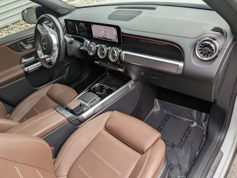 Used 2022 Mercedes-Benz GLB 35 AMG 4MATIC image 35