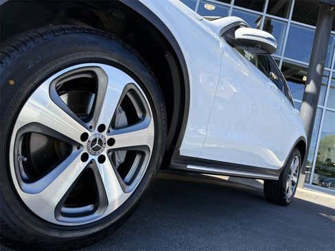 Certified 2022 Mercedes-Benz GLC 300 4MATIC image 12