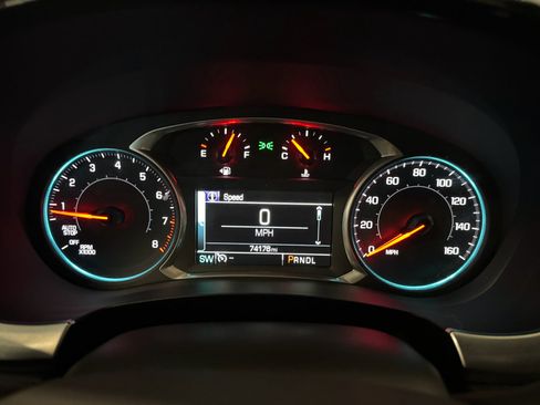 Used 2019 Chevrolet Traverse LT image 25