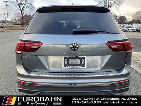 Used 2022 Volkswagen Tiguan SE image 4