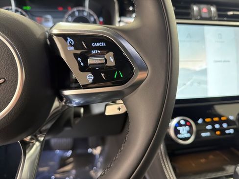 New 2026 Jaguar F-PACE R-Dynamic S image 13