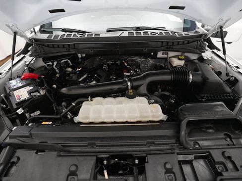 Used 2024 Ford F150 Platinum w/ FX4 Off-Road Package image 3