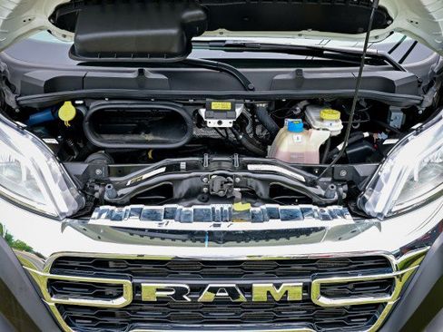 Used 2025 RAM ProMaster 2500 w/ U-Haul Equipment Group FWD image 45