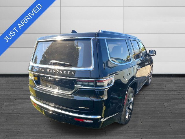 Used 2022 Jeep Grand Wagoneer Series III w/ Rear Seat Video Group 1 AWD/4WD image 2