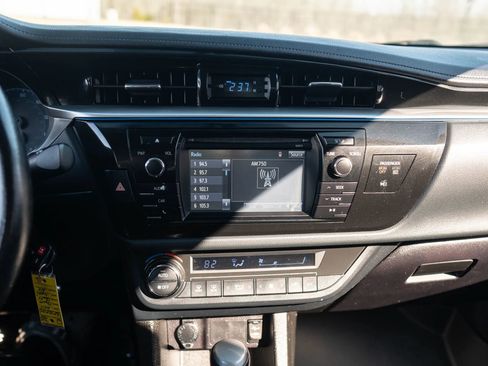 Used 2016 Toyota Corolla S FWD image 26