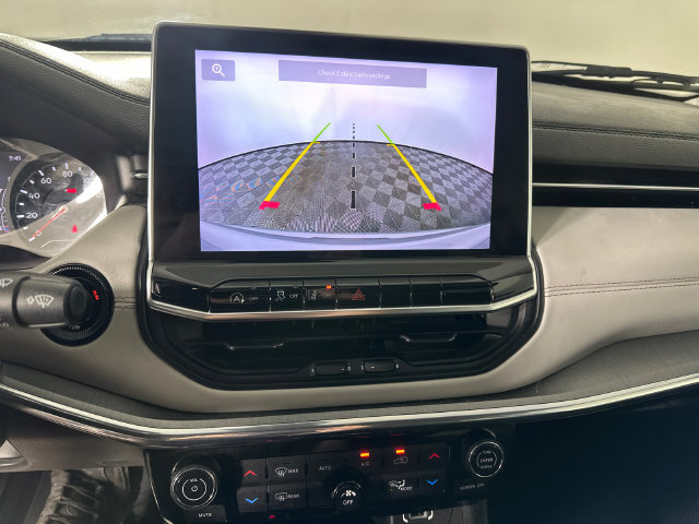 Certified 2022 Jeep Compass Limited AWD/4WD image 9
