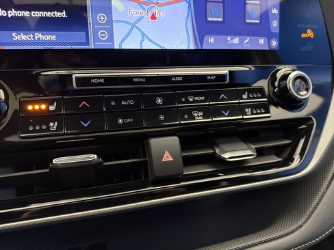 Used 2022 Toyota Highlander Platinum image 23