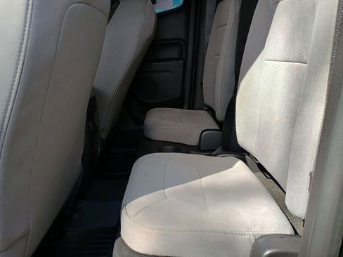 Used 2018 Chevrolet Colorado W/T w/ WT Convenience Package image 17