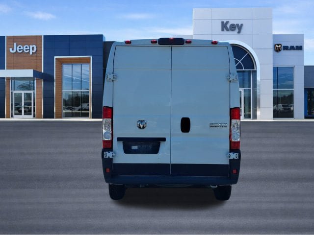 Used 2025 RAM ProMaster 2500 w/ Convenience Group FWD image 7