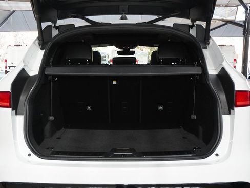 Used 2020 Jaguar F-PACE S image 31