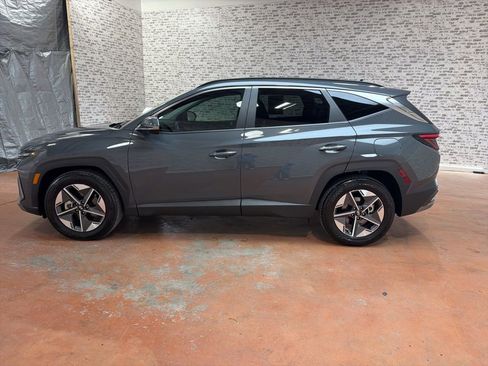 Certified 2025 Hyundai Tucson SEL image 4