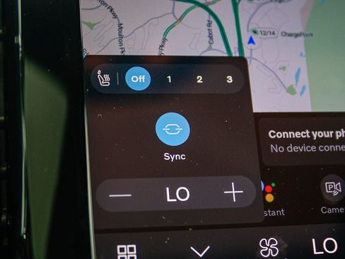 Used 2023 Volvo C40 P8 Recharge Plus w/ Protection Package Premier image 27