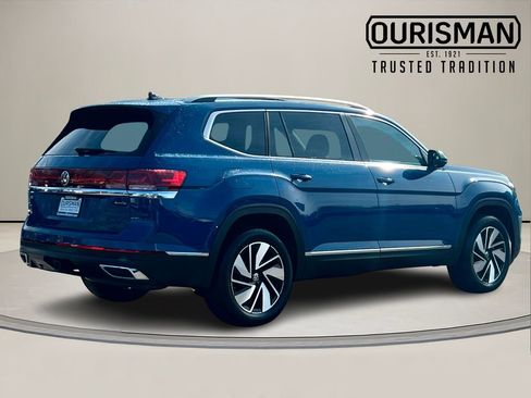 Certified 2025 Volkswagen Atlas SEL image 5