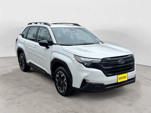 Used 2025 Subaru Forester AWD/4WD image 3