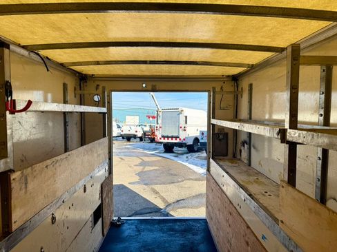 Used 2016 Chevrolet Express 3500 w/ Chrome Appearance Package image 19