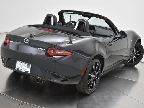 Certified 2025 MAZDA MX-5 Miata Grand Touring RWD image 15