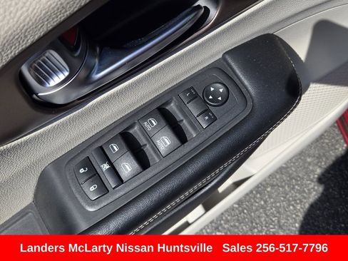 Used 2023 Chrysler Voyager LX FWD image 24