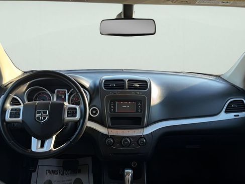 Used 2020 Dodge Journey SE w/ SE Popular Equipment Group image 15