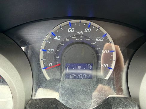Used 2011 Honda Fit Sport image 7