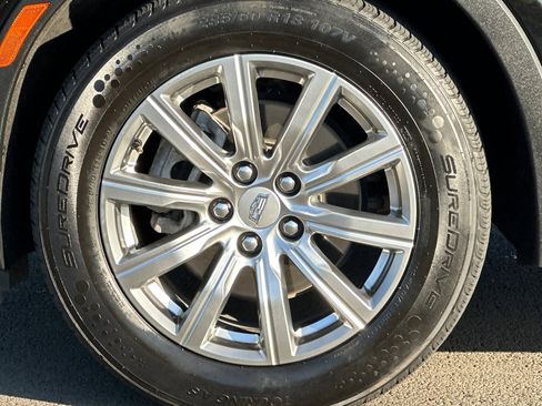 Used 2023 Cadillac XT4 Premium Luxury image 31