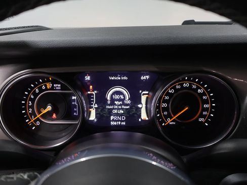 Used 2020 Jeep Gladiator Overland AWD/4WD image 42