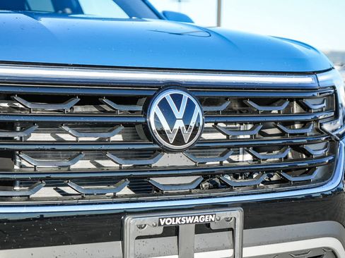 New 2026 Volkswagen Atlas Cross Sport SE AWD/4WD image 5