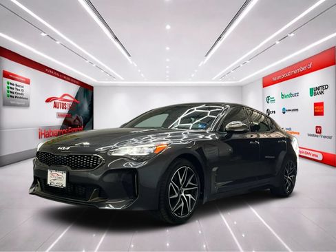 Used 2022 Kia Stinger GT-Line w/ Sun & Sound Package AWD/4WD image 3